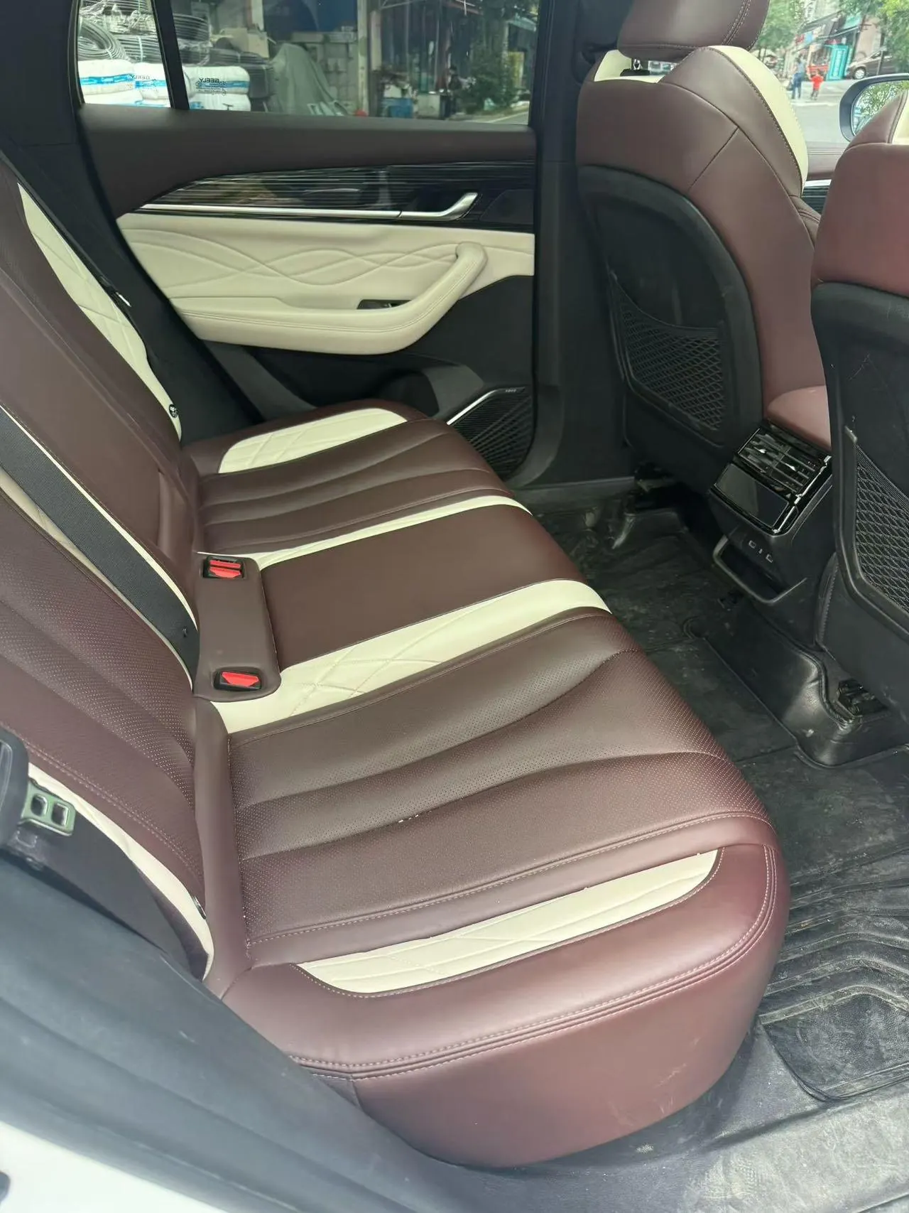Geely 2021 XingyueL (Monjaro) 2.0TD EVO Two-Drive Flagship Automatic Gear 5