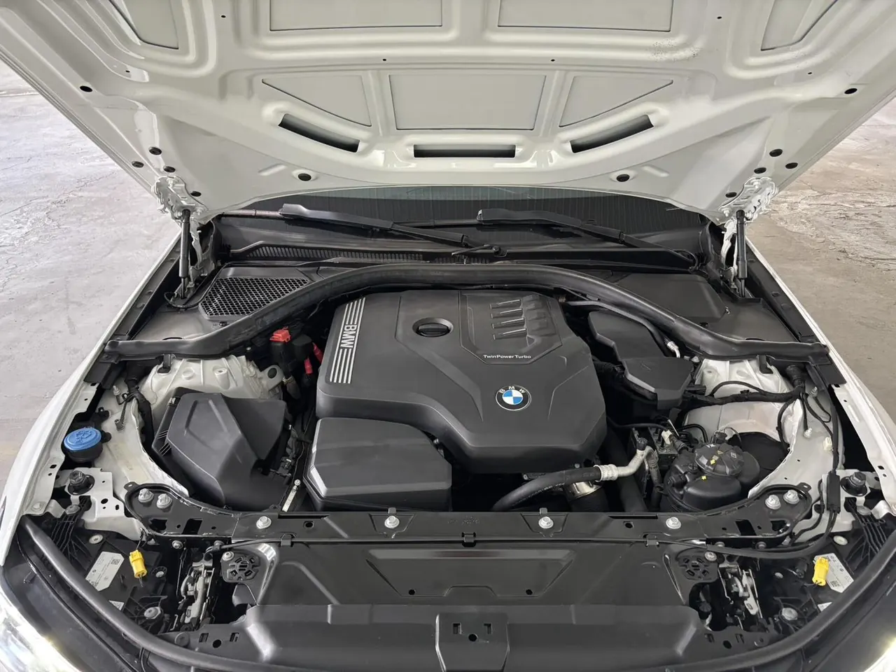 BMW 3 Series 2023 320Li 2.0T M Sports Suit Automatic Gear 15