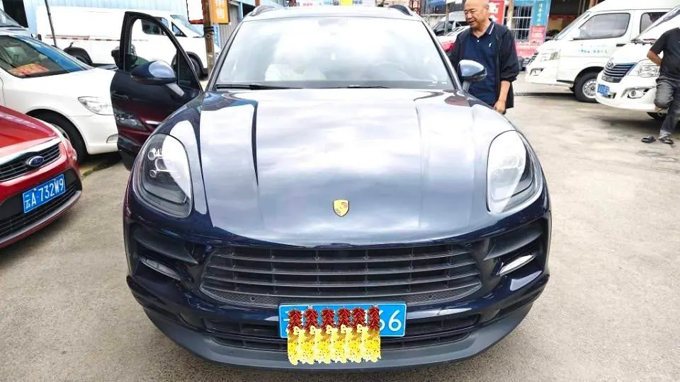 Porsche Macan (Imported) 2020 Macan 2.0T Automatic Gear 3