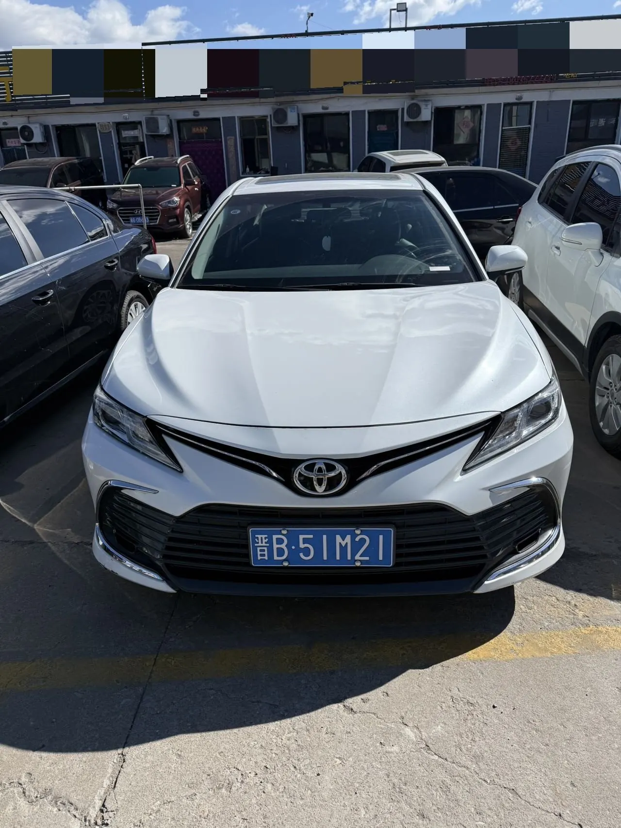Toyota 2022 Camry 2.0GVP Stepless Leading Edition Automatic Gear 2