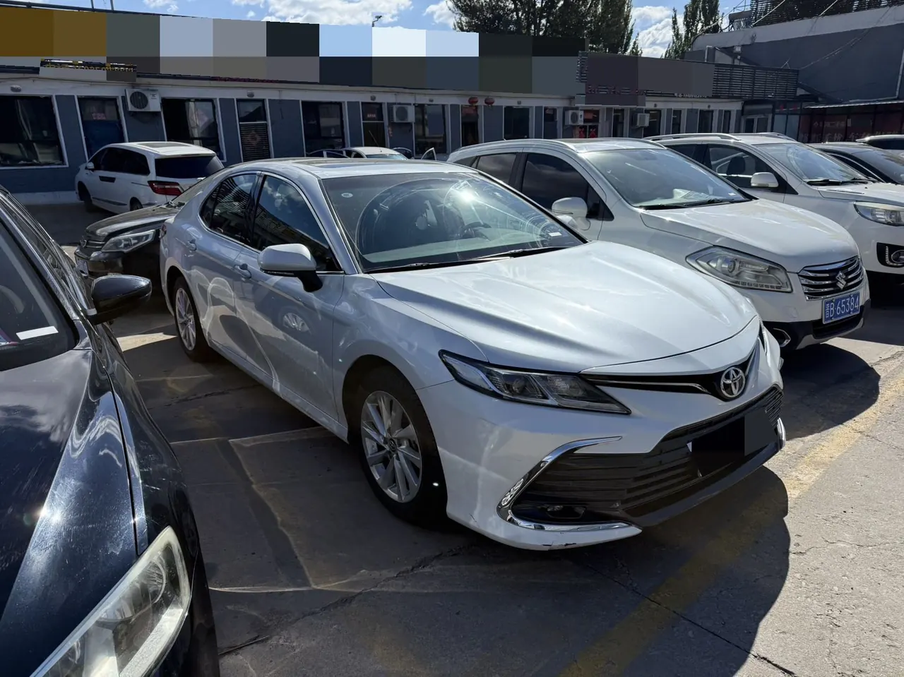Toyota 2022 Camry 2.0GVP Stepless Leading Edition Automatic Gear 3