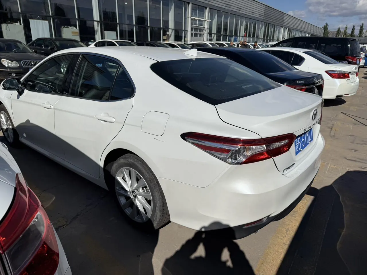 Toyota 2022 Camry 2.0GVP Stepless Leading Edition Automatic Gear 7