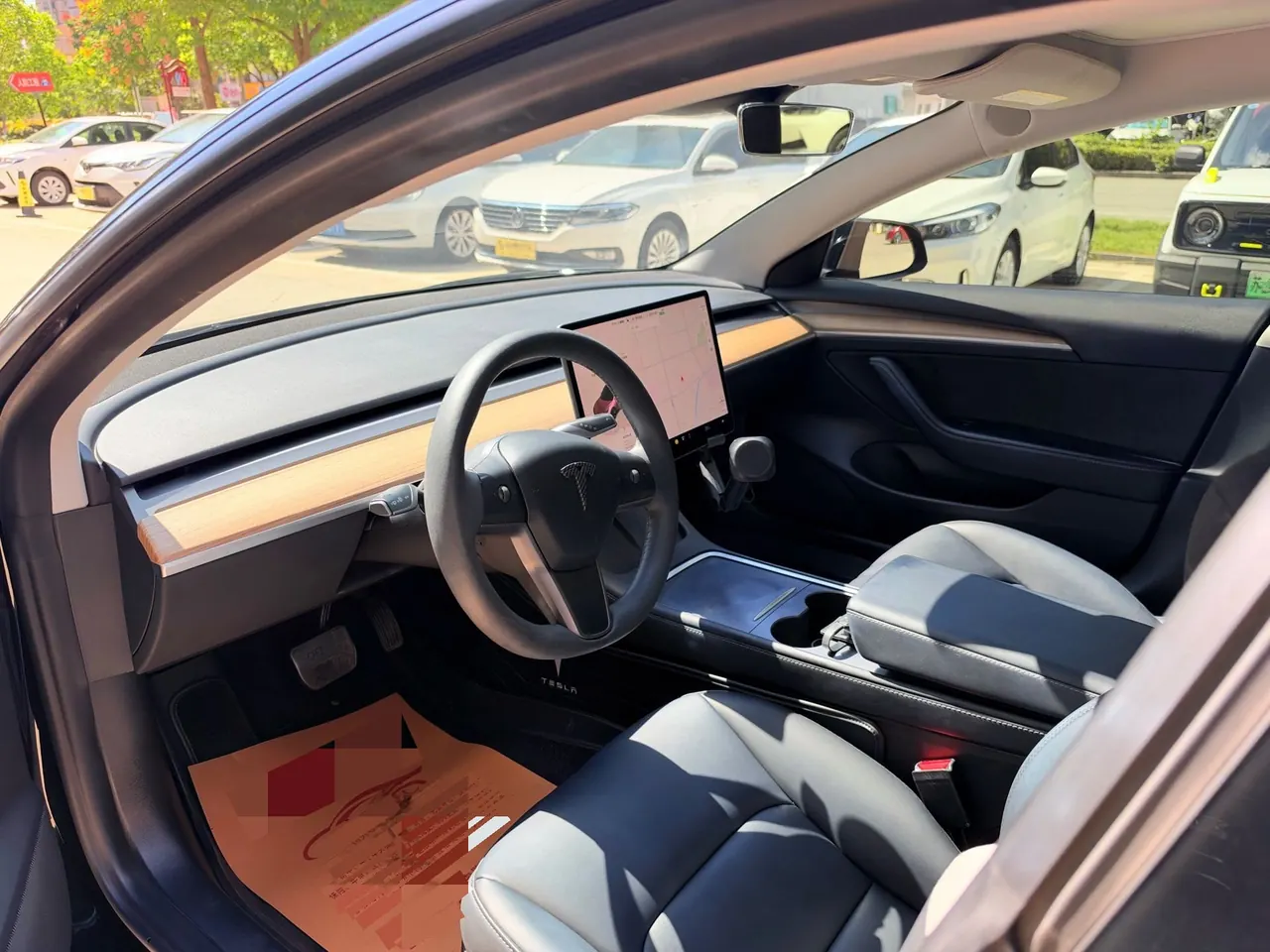 Tesla 2022 Model 3 rear-wheel drive version of automatic transmission 2