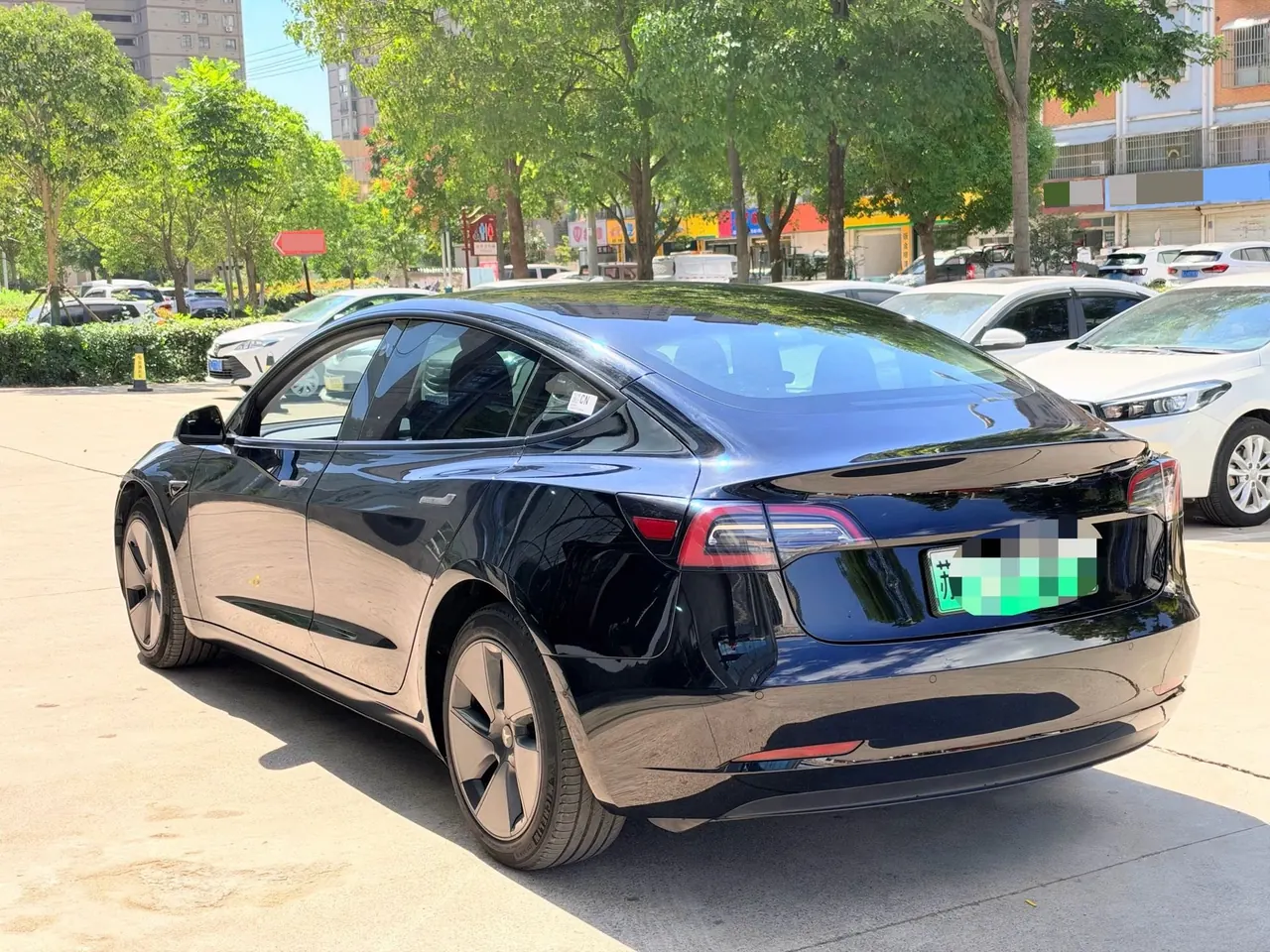 Tesla 2022 Model 3 rear-wheel drive version of automatic transmission 4