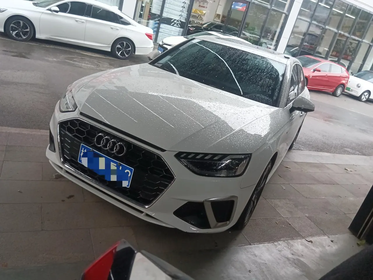 Audi 2020 A4L 2.0TFSI 40TFSI Deluxe Dynamic Automatic 2