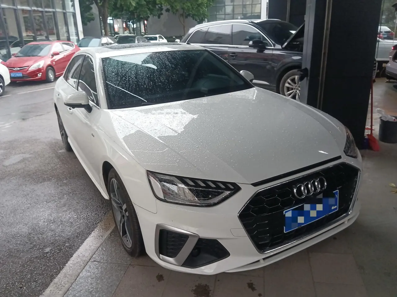 Audi 2020 A4L 2.0TFSI 40TFSI Deluxe Dynamic Automatic 4