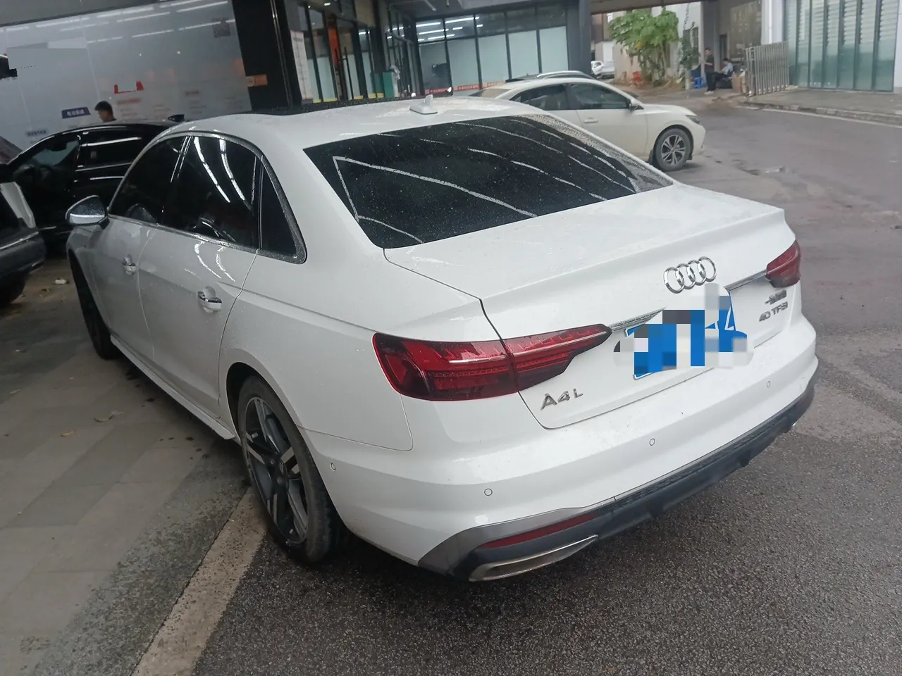 Audi 2020 A4L 2.0TFSI 40TFSI Deluxe Dynamic Automatic 5