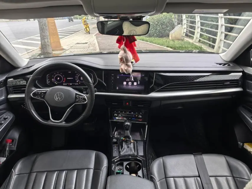 Volkswagen 2022 Passat 2.0TSI 330TSI Elite Edition Automatic 6