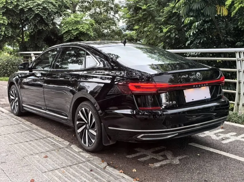 Volkswagen 2022 Passat 2.0TSI 330TSI Elite Edition Automatic 7
