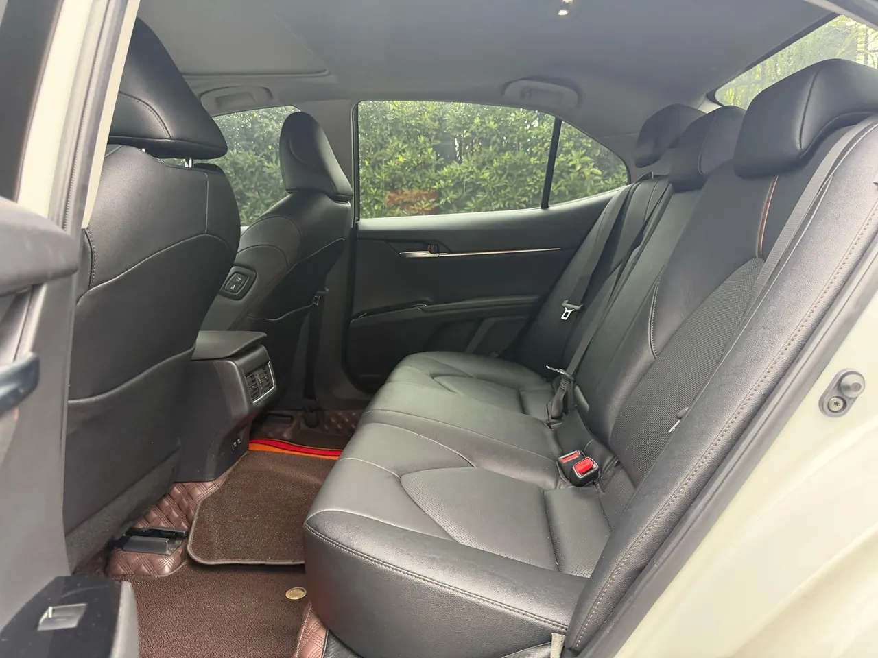 Toyota 2021 Camry 2.0G Stepless Deluxe Edition Automatic Gear 12