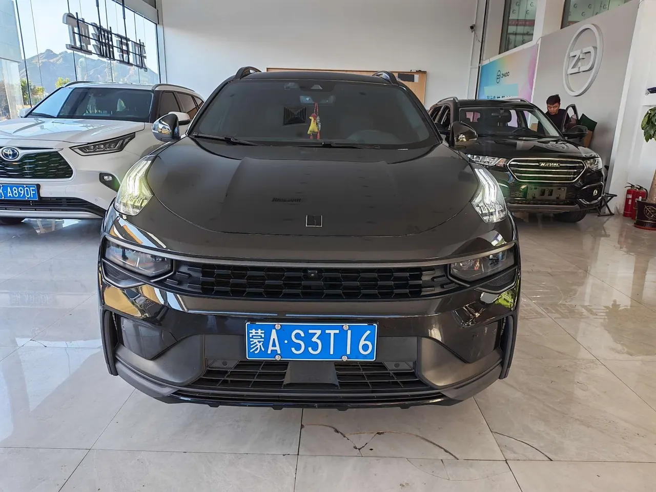 LYNK&amp;CO 2021 LYNK&amp;CO 01 2.0TD 4-wheel drive night version automatic gear 2