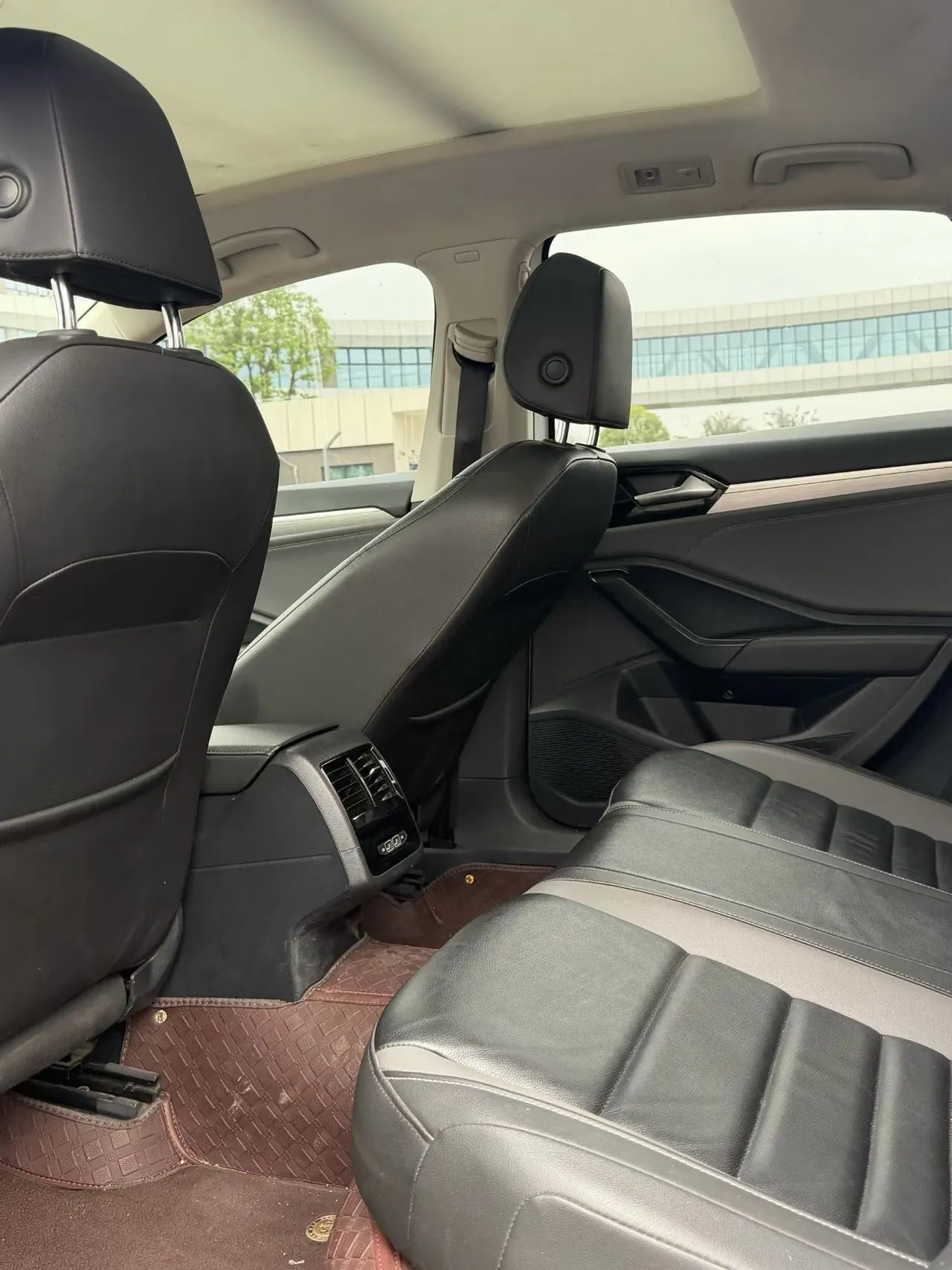 Volkswagen 2022 Sagittarius 1.4TSI 280TSI Flying Edition Automatic Gear 3