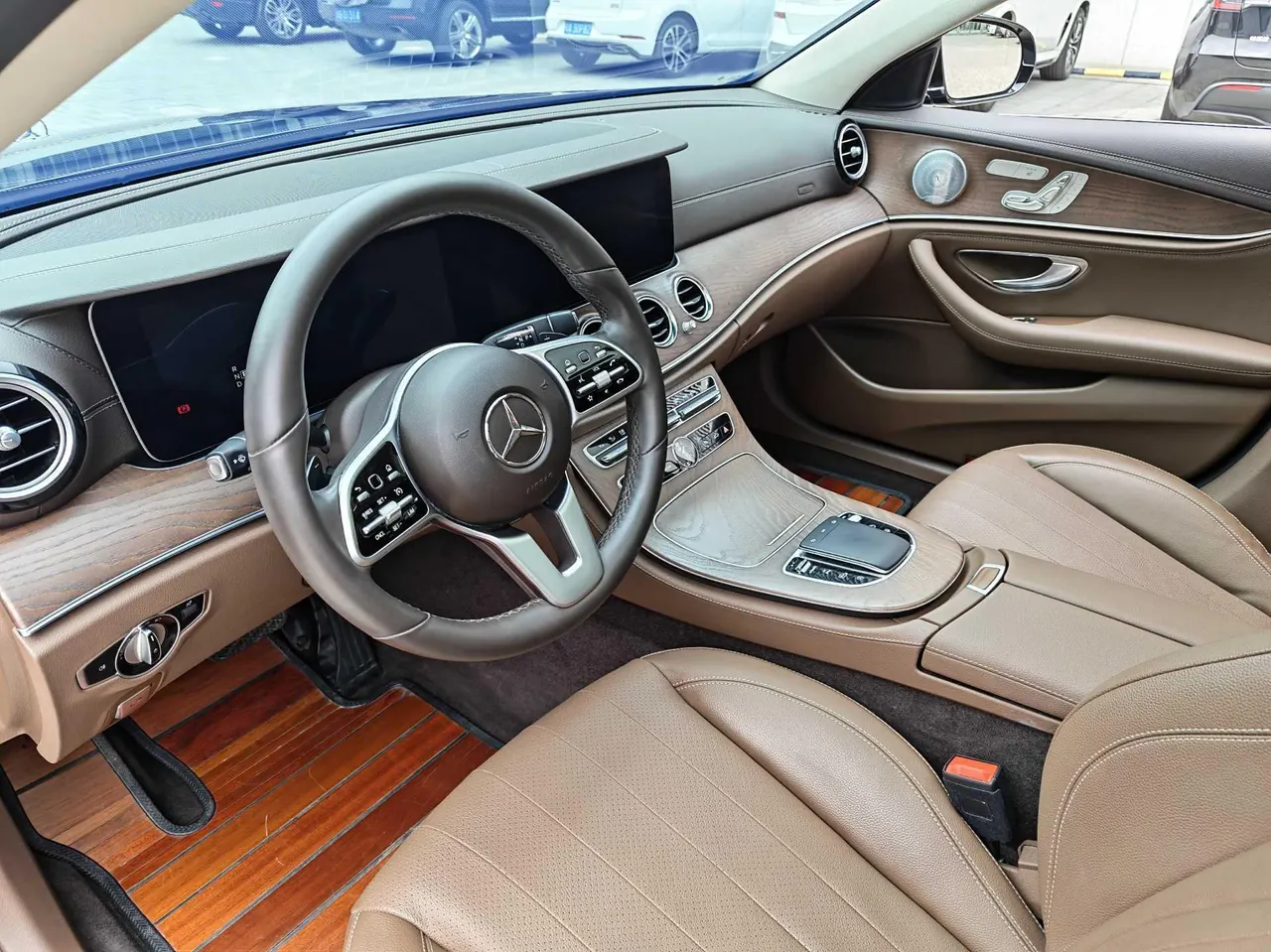 Mercedes Benz E Class 2020 E 300 L 2.0T Luxury Automatic Gear 4