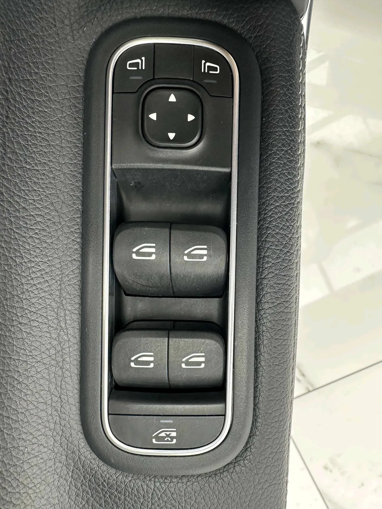 Mercedes Benz Class A 2022 A 180 L 1.3T Sports Automatic 15