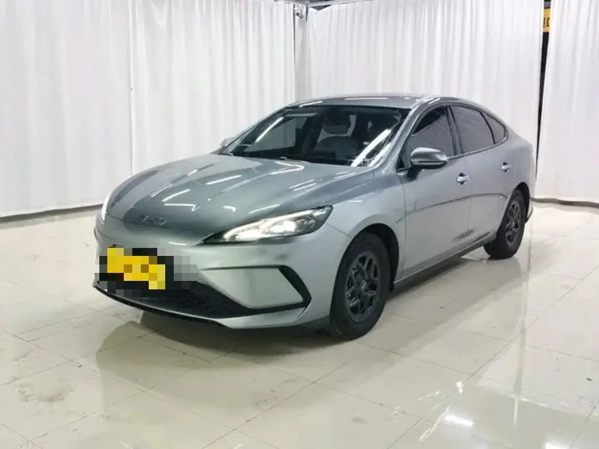 BYD 2025 seals 05 DM-i 1.5 stepless smart driving version 55KM luxury automatic gear - View 1