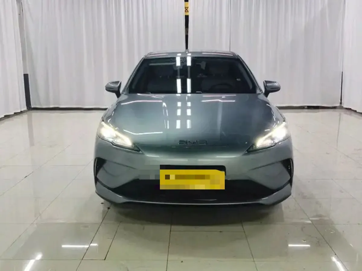 BYD 2025 seals 05 DM-i 1.5 stepless smart driving version 55KM luxury automatic gear 2