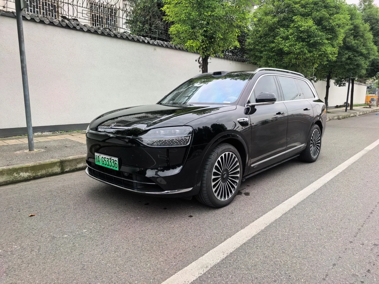 Открыть галерею: AITO 2025 AITO M9 extended range Ultra version 52kWh6 seat version automatic gear