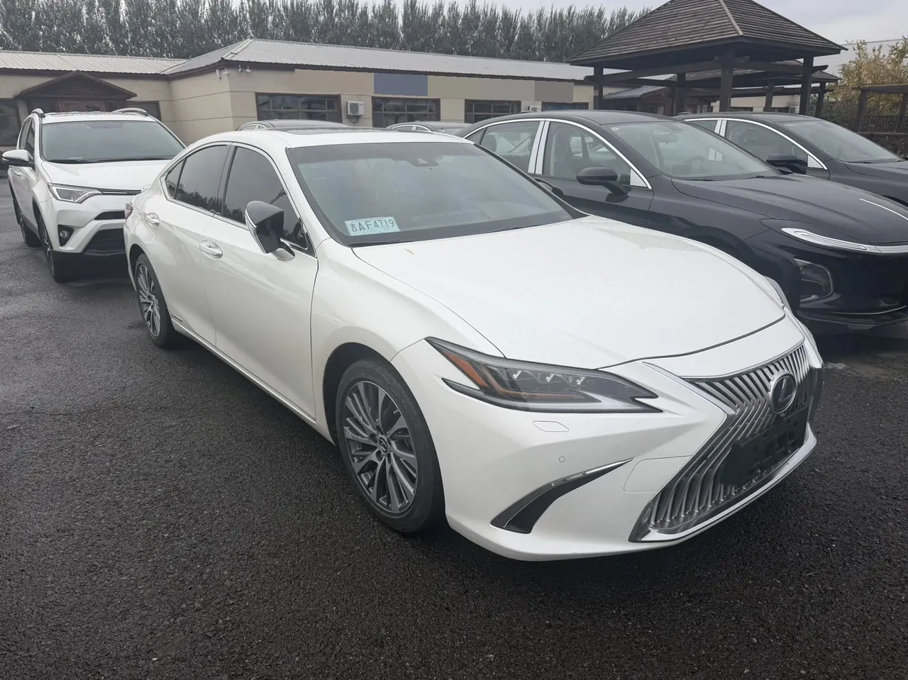 Lexus ES (Imported) 2020 ES300h 2.5 Stepless Intelligence Hybrid Special Limited Edition Automatic Gear 6