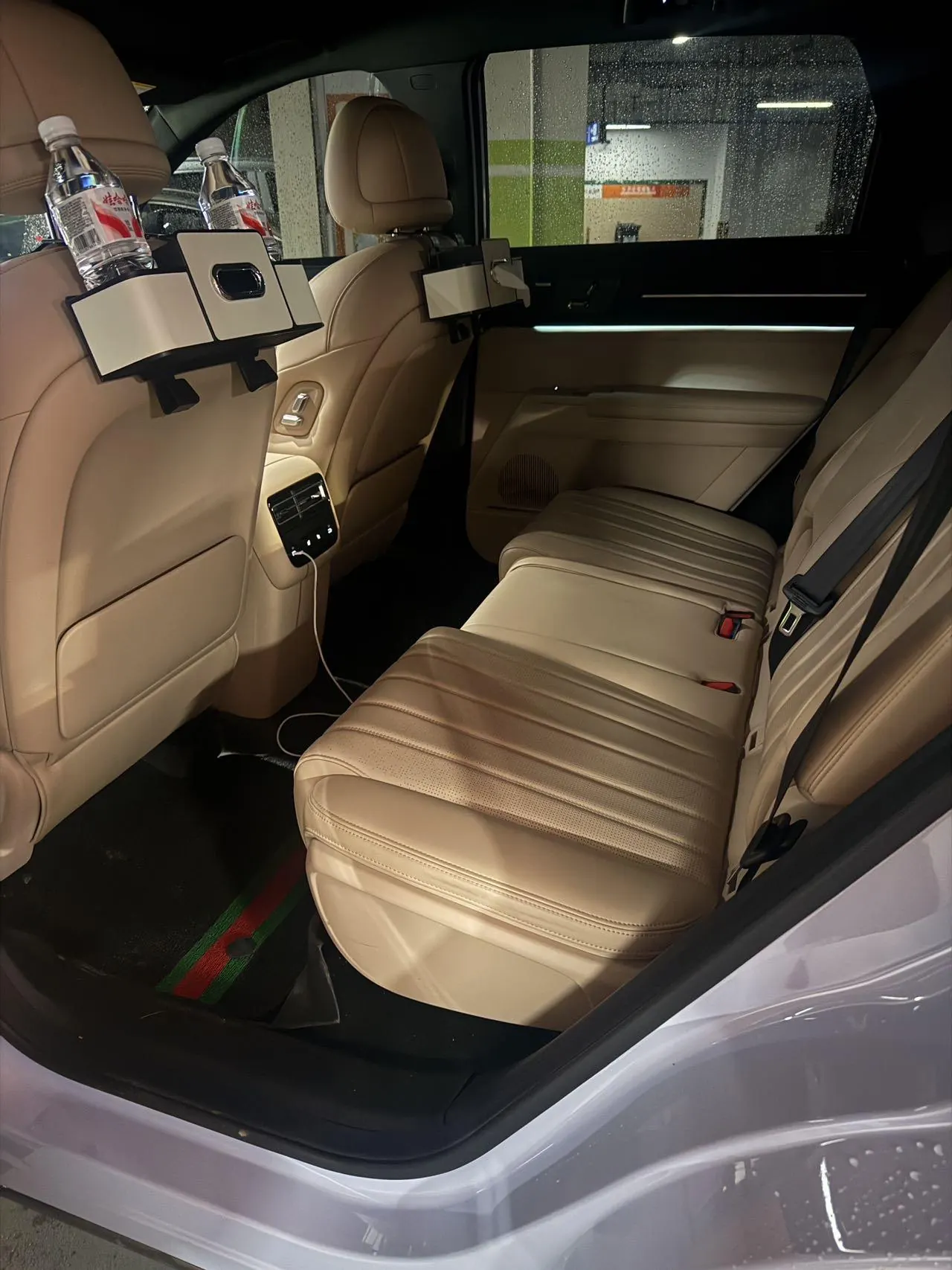 Jetour 2025 Shanhai L7 PLUS 1.5T 220km Flagship 7-seat Automatic Gear 8