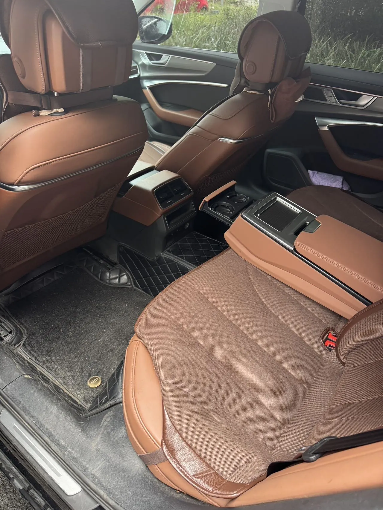 Audi 2022 A6L 2.0TFSI 40TFSI Deluxe Dynamic Automatic 6