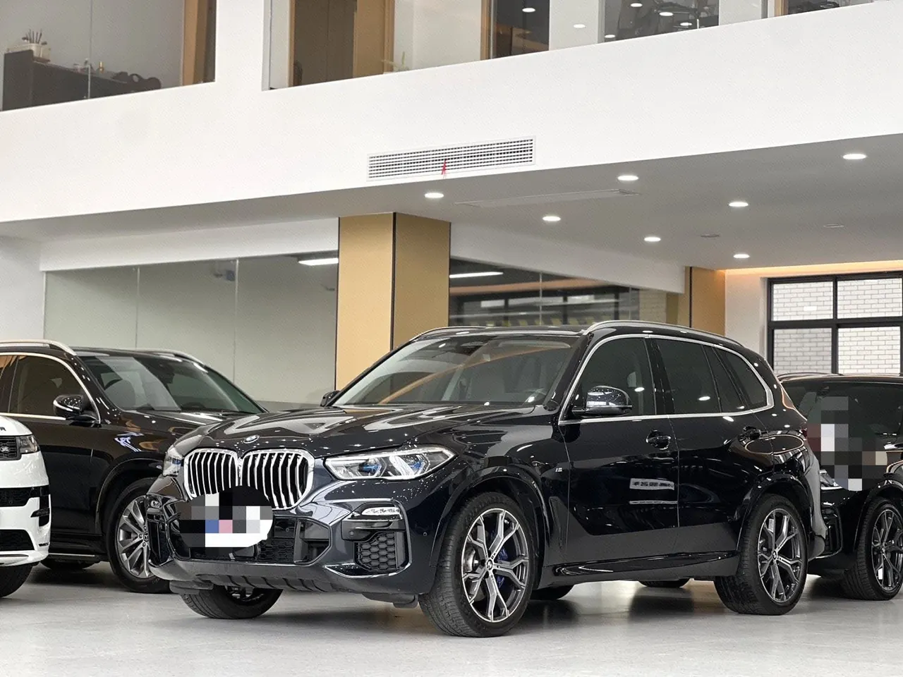 打开图片灯箱:BMW X5 (Imported) 2021 X5 xDrive40i 3.0T Exclusive M Sports Suit (Modified) Automatic Gear