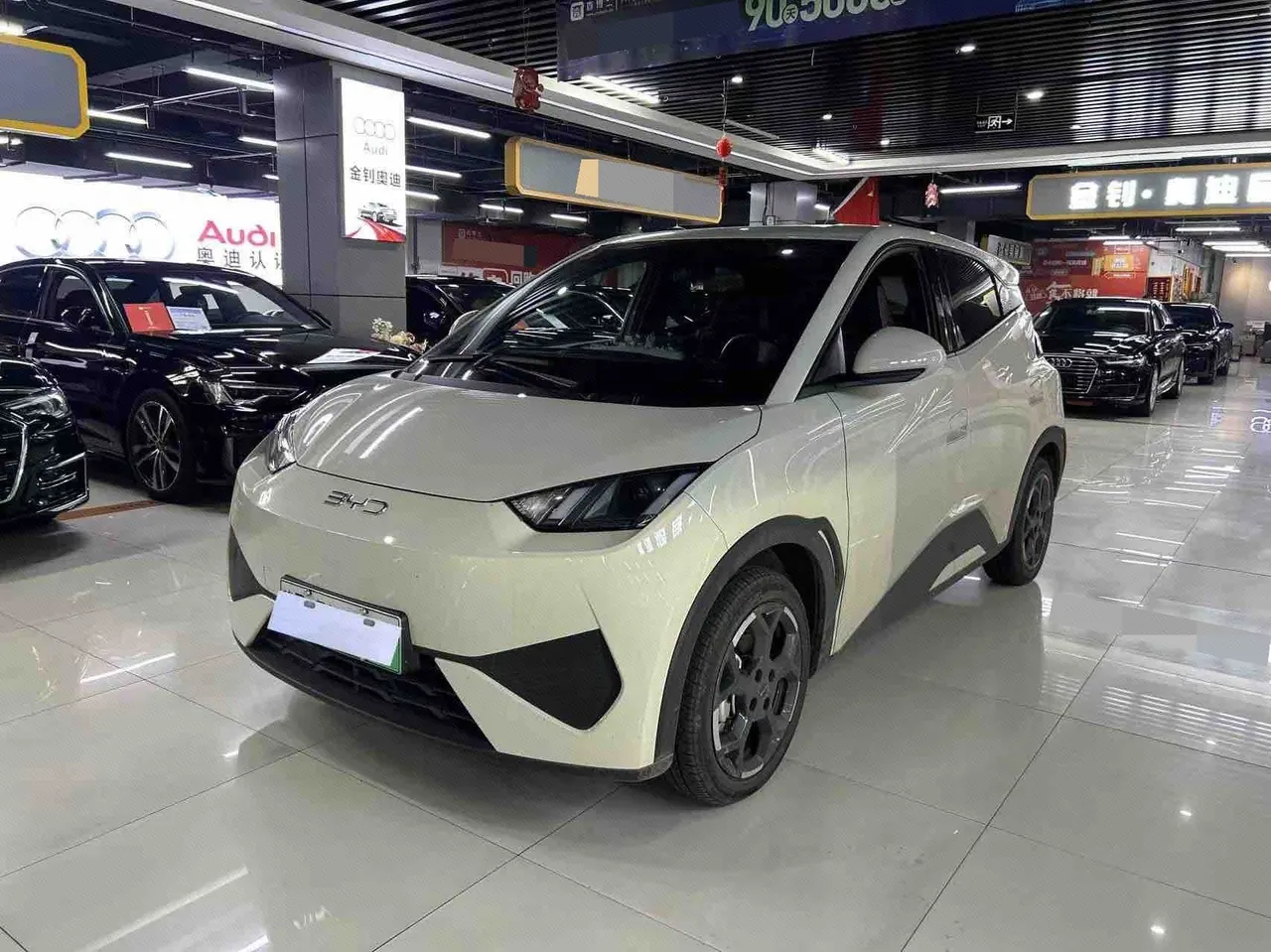 Открыть галерею: BYD 2025 Seagull Smart Driving Edition 405km Free Edition Automatic Gear