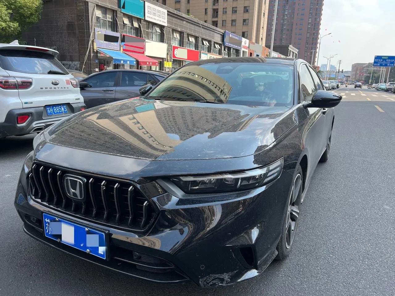 Открыть галерею: Honda 2025 INSPIRE (Yingshi Pai) 1.5T Stepless 260TURBO Ease Edition Automatic Gear