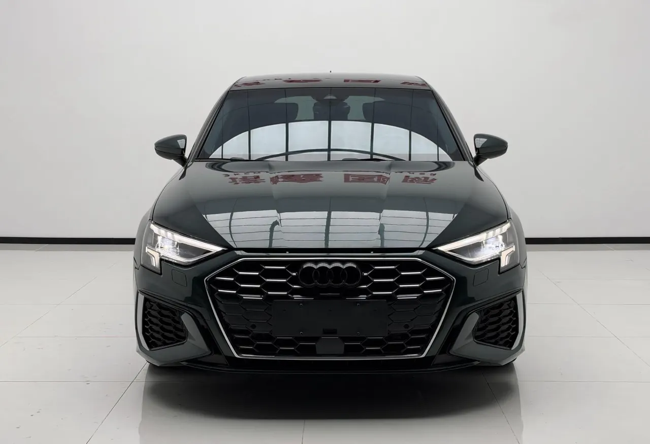 Audi 2022 A3 Sportback 1.4TFSI 35TFSI Fashion Sports Automatic 2