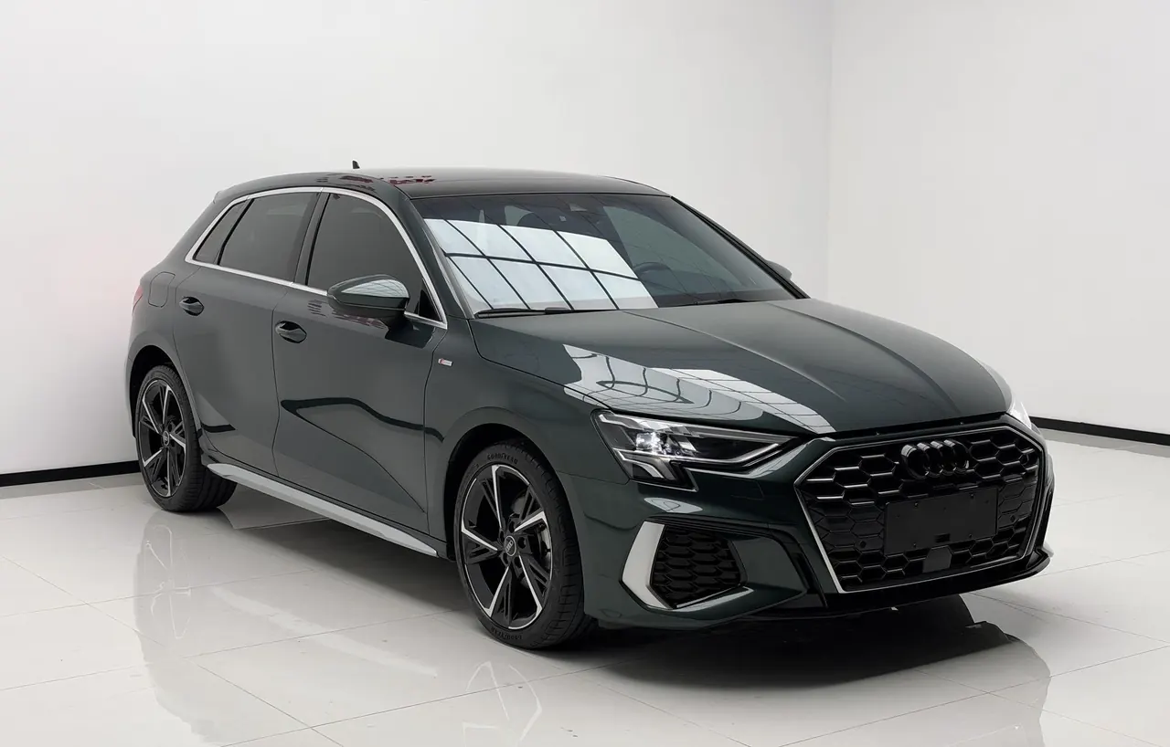 Audi 2022 A3 Sportback 1.4TFSI 35TFSI Fashion Sports Automatic 3