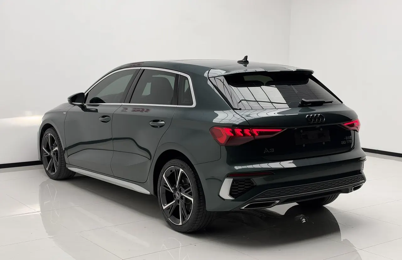 Audi 2022 A3 Sportback 1.4TFSI 35TFSI Fashion Sports Automatic 5