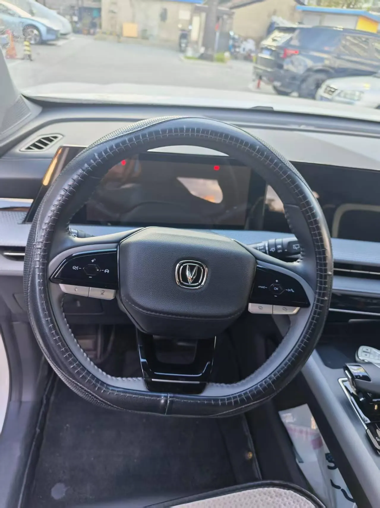ChangAn 2022 CS75 PLUS 1.5T Honorable Automatic Gear 4