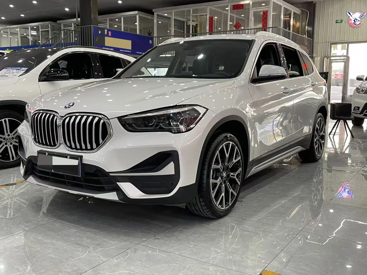 Open image lightbox: BMW 2022 X1 xDrive25Li 2.0T exclusive automatic gear