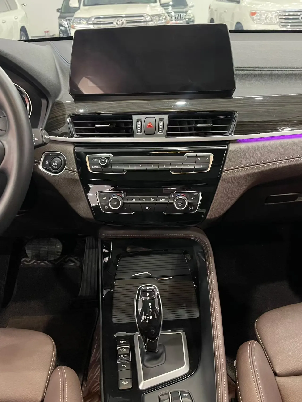 BMW 2022 X1 xDrive25Li 2.0T exclusive automatic gear 4