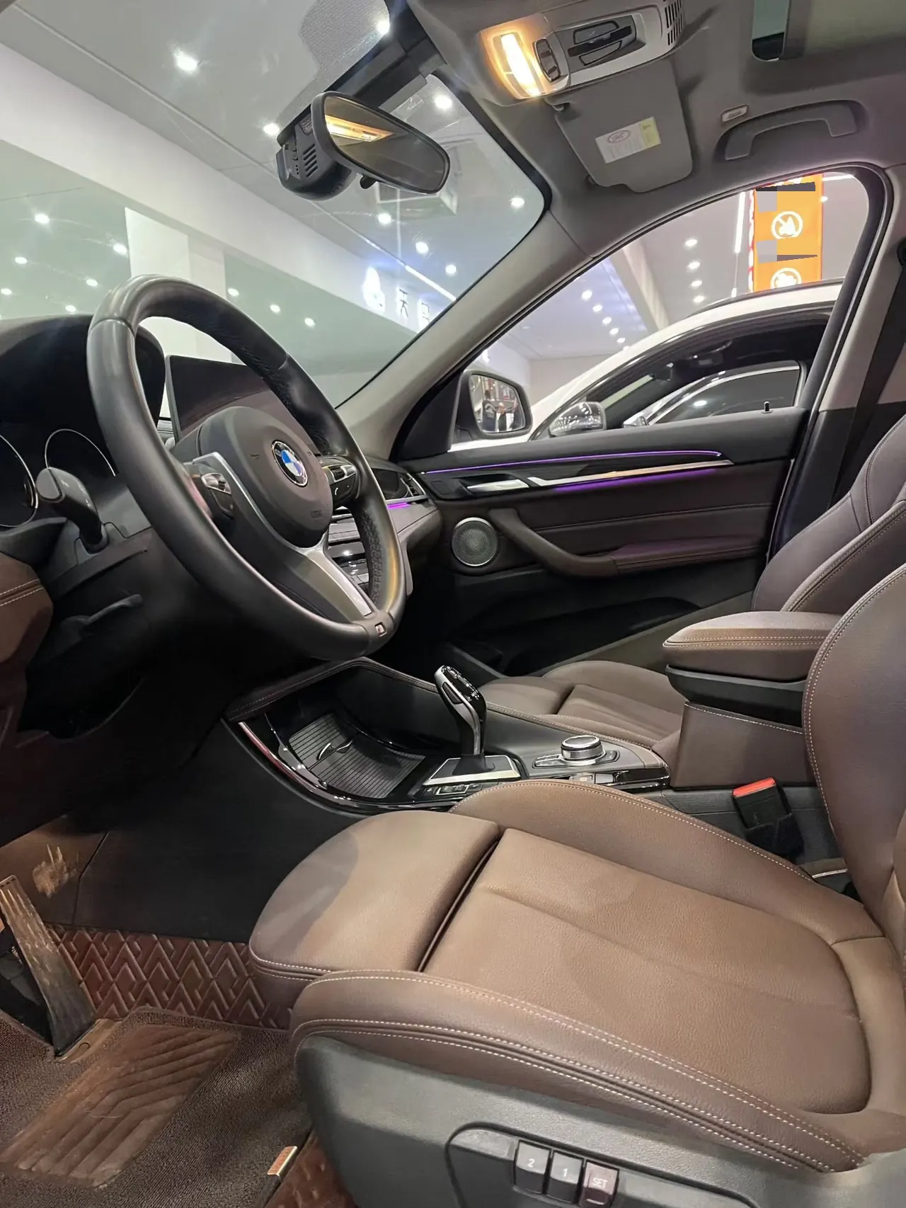 BMW 2022 X1 xDrive25Li 2.0T exclusive automatic gear 6