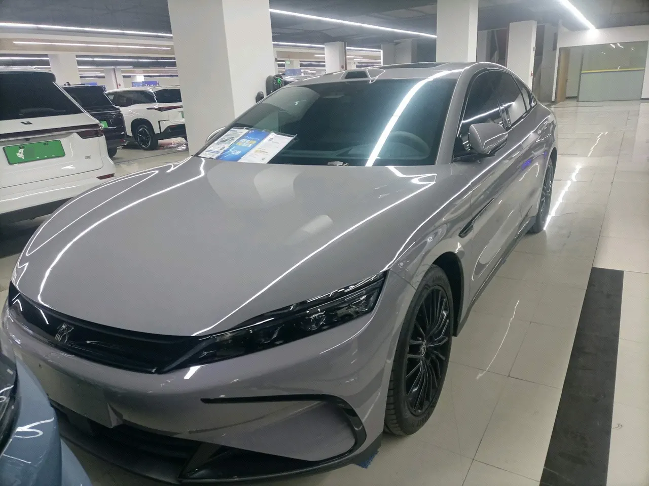 Open image lightbox: BYD 2025 Han DM-i 1.5T stepless smart driving version 125KM laser Radar flagship automatic gear