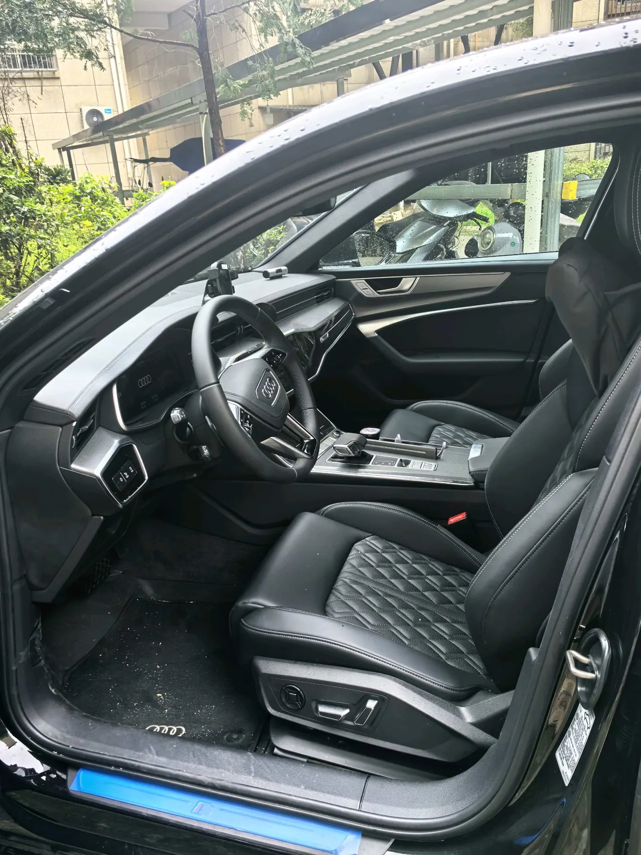 Audi 2025 A6L 2.0TFSI 45TFSI Selected Dynamic Automatic 7