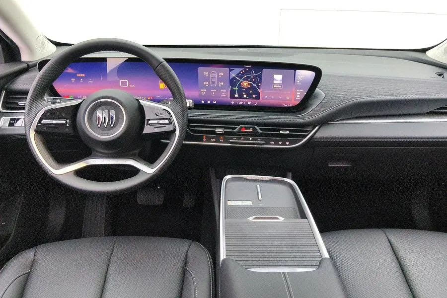 Buick 2025 LaCrosse 2.0T 28T Platinum Edition, automatic transmission 5