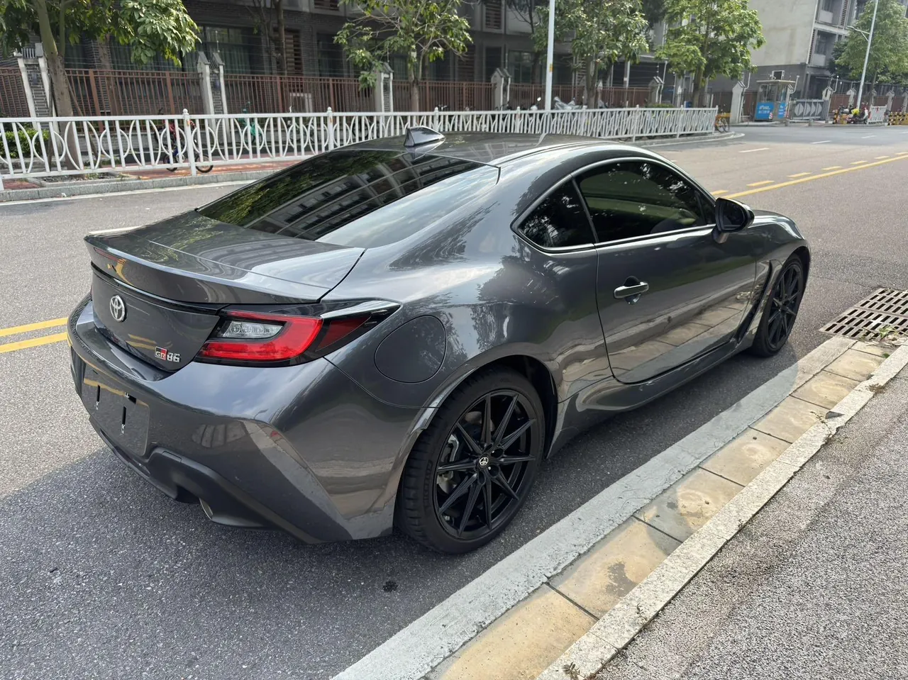 Toyota 86 (Imported) 2022 GR 86 2.4 GR Manual Gear 6