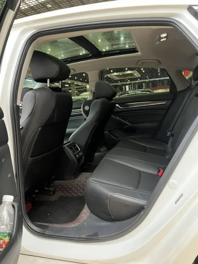 Honda 2022 10th Generation Accord Hybrid 2.0 Stepless Magic Night Reed Edition Automatic Gear 6
