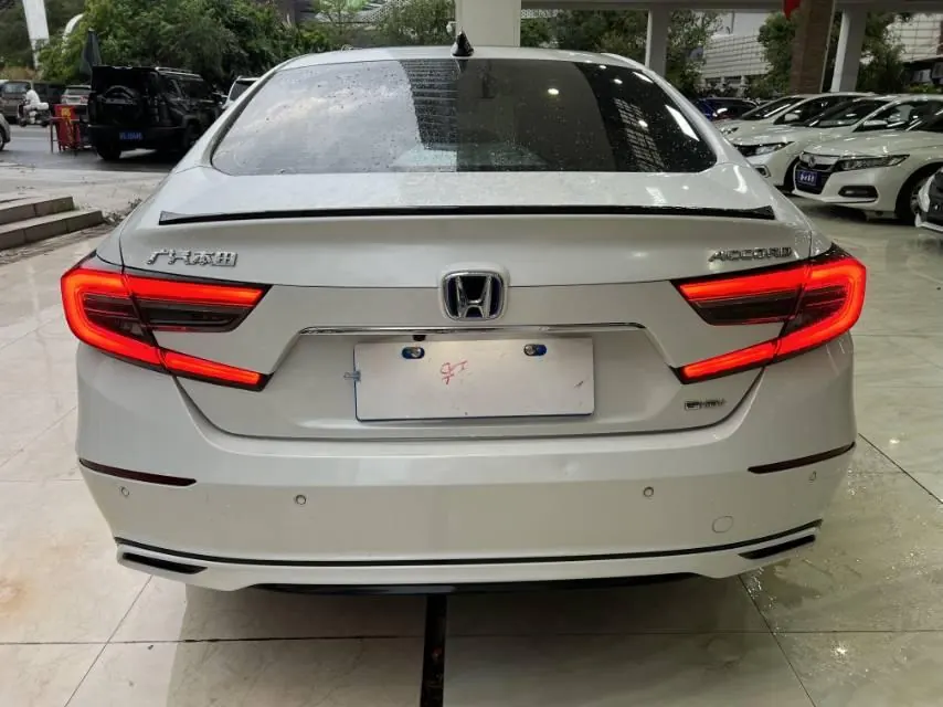 Honda 2022 10th Generation Accord Hybrid 2.0 Stepless Magic Night Reed Edition Automatic Gear 8