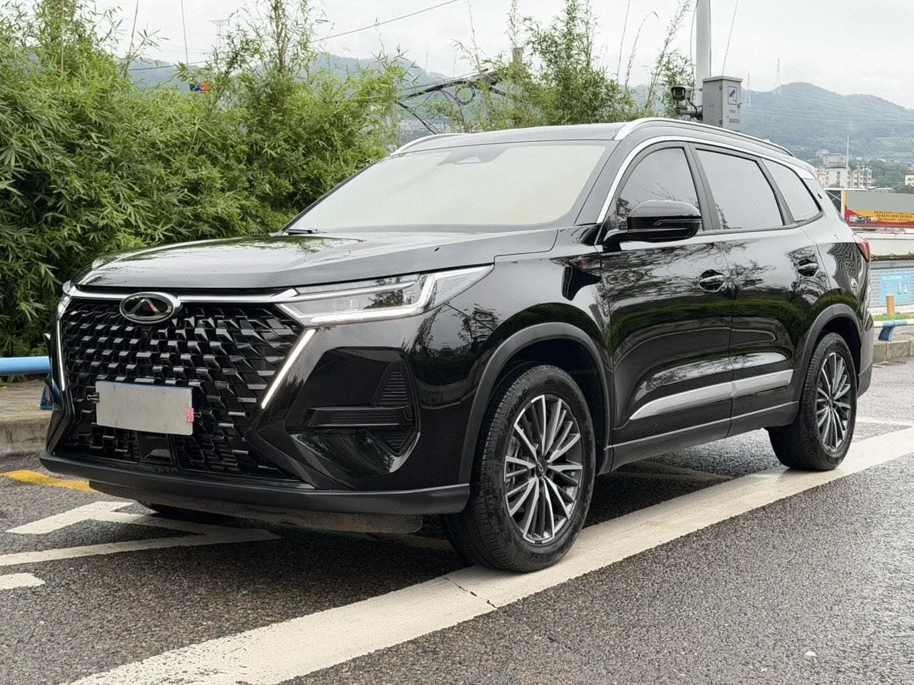 Open image lightbox: Chery 2025 Ruihu 8 PRO 1.6T 290T Two-Drive Deluxe Edition Automatic Gear