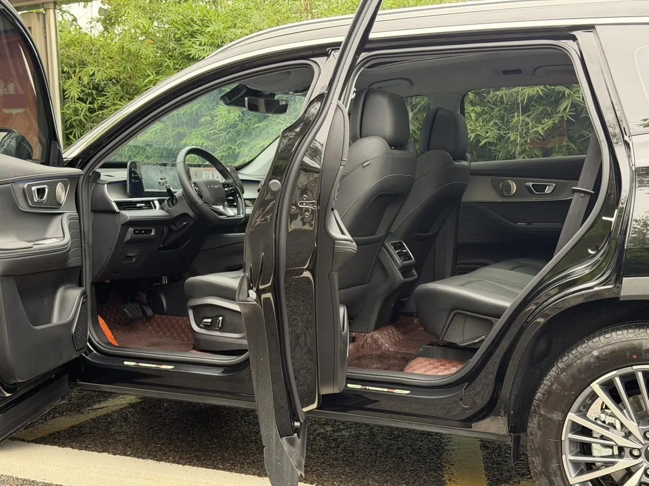 Chery 2025 Ruihu 8 PRO 1.6T 290T Two-Drive Deluxe Edition Automatic Gear 6
