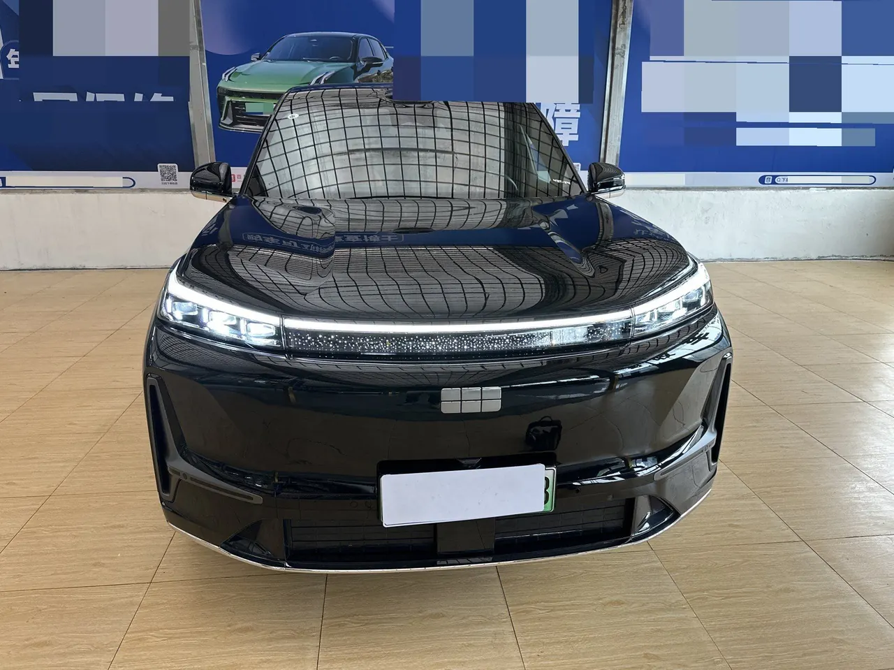 Geely Galaxy 2025 M9 1.5T 210km 4-wheel drive pilot version automatic gear 2