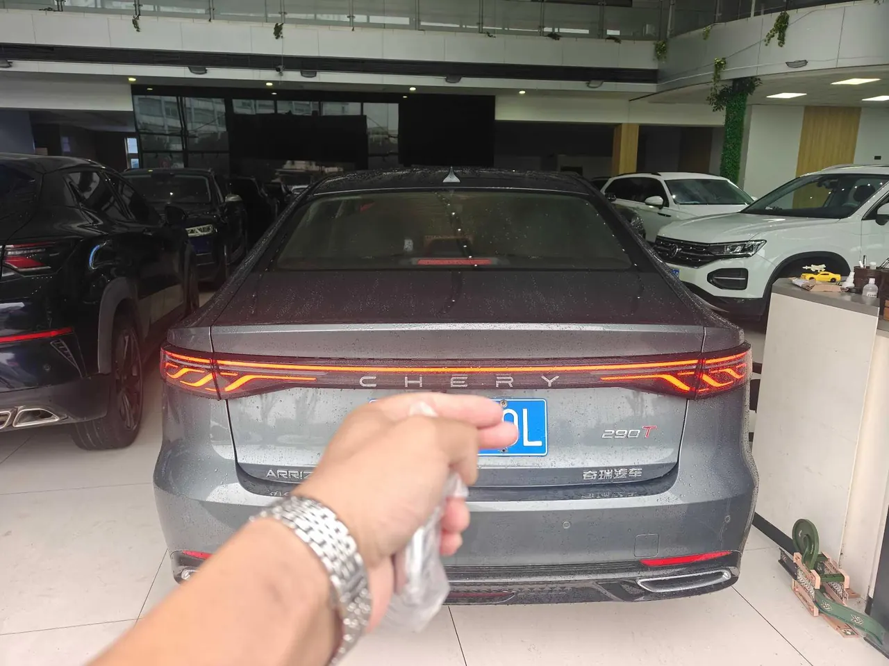Chery 2025 Erez 8 Pro 1.6TGDI 290TGDI Luxury Automatic Gear 8