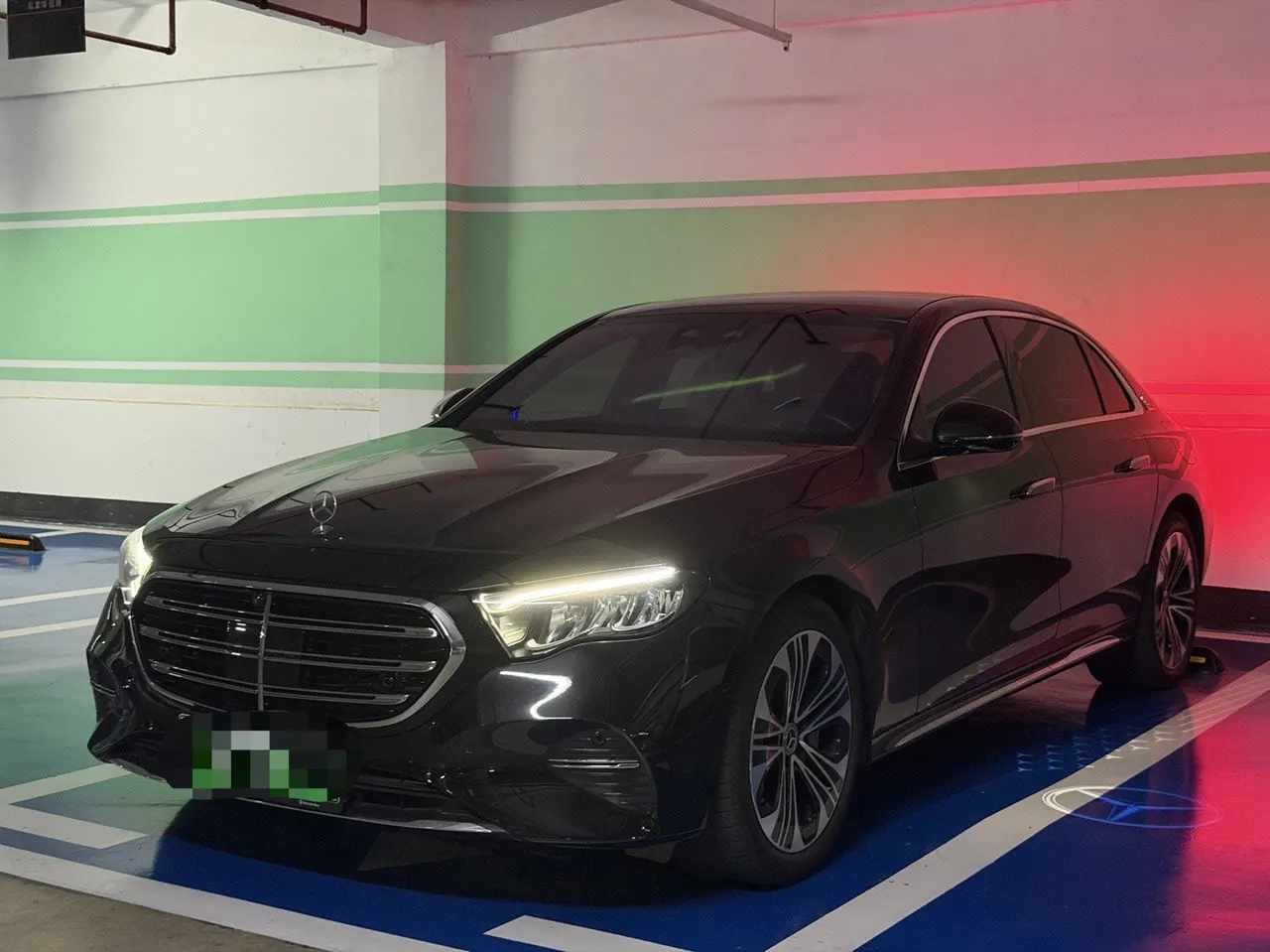 Mercedes Benz Class E New Energy 2024 E 350 e L 2.0T Automatic Gear - View 1