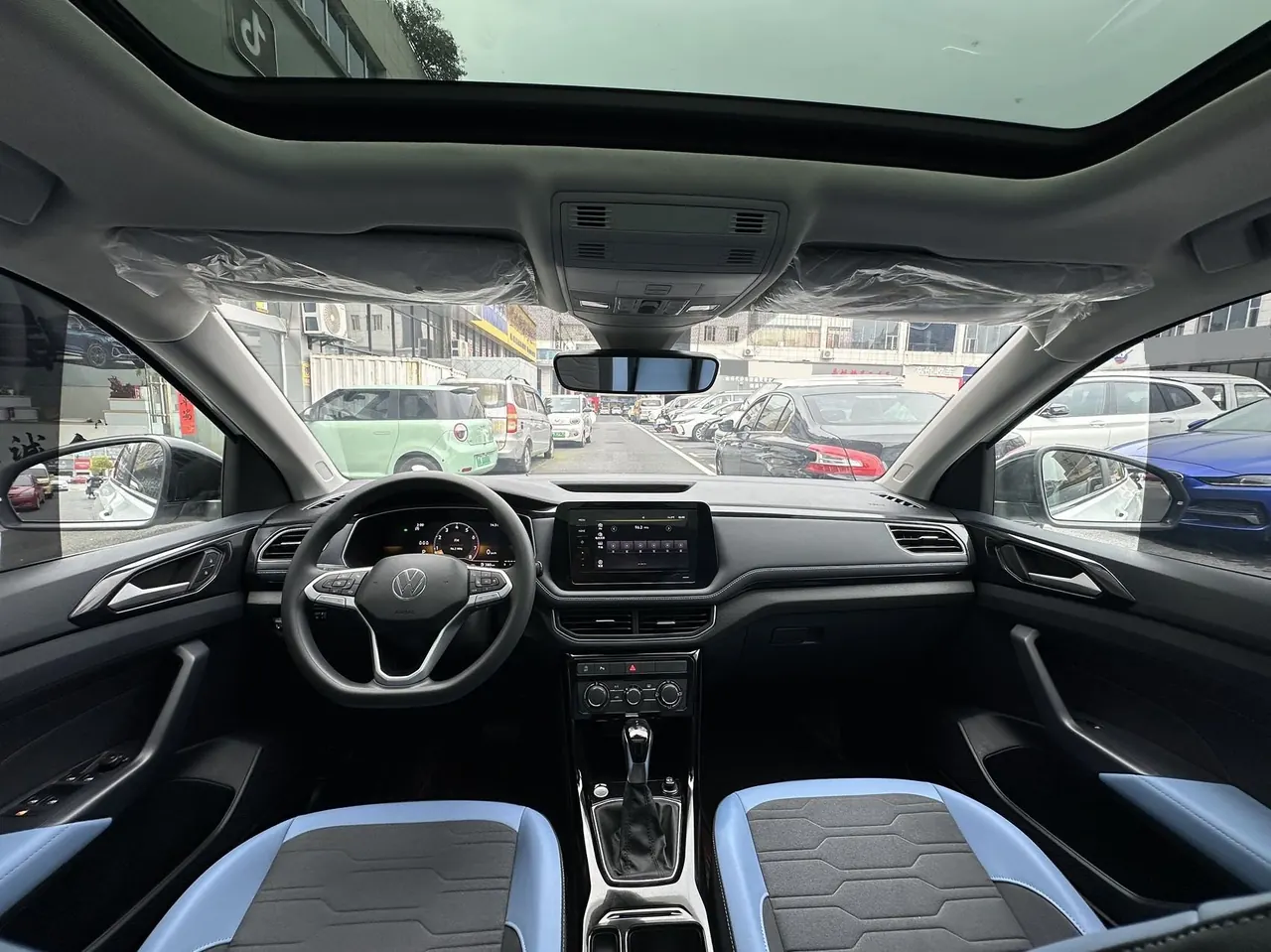 Volkswagen 2025 Tuyue Xinrui 1.5TSI 300TSI Sharp Edition Automatic Gear 5