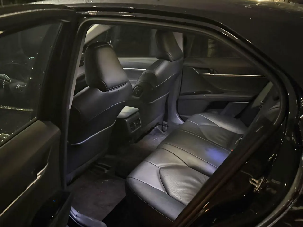 Toyota 2021 Camry 2.0G Stepless Deluxe Edition Automatic Gear 4