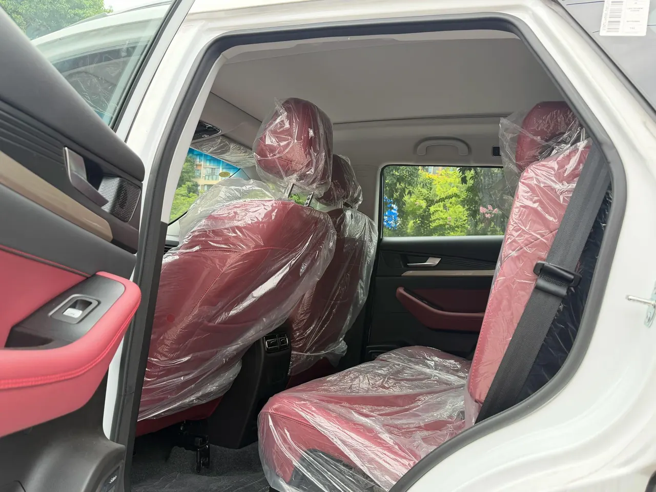Jetour 2025 X70 1.5T Premium Edition 5-seat Automatic Gear 6