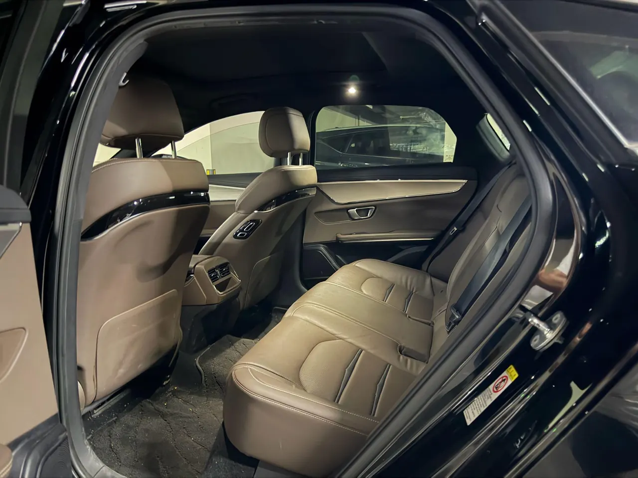 BYD 2020 Han Super Long Endurance Deluxe Automatic Transmission 5