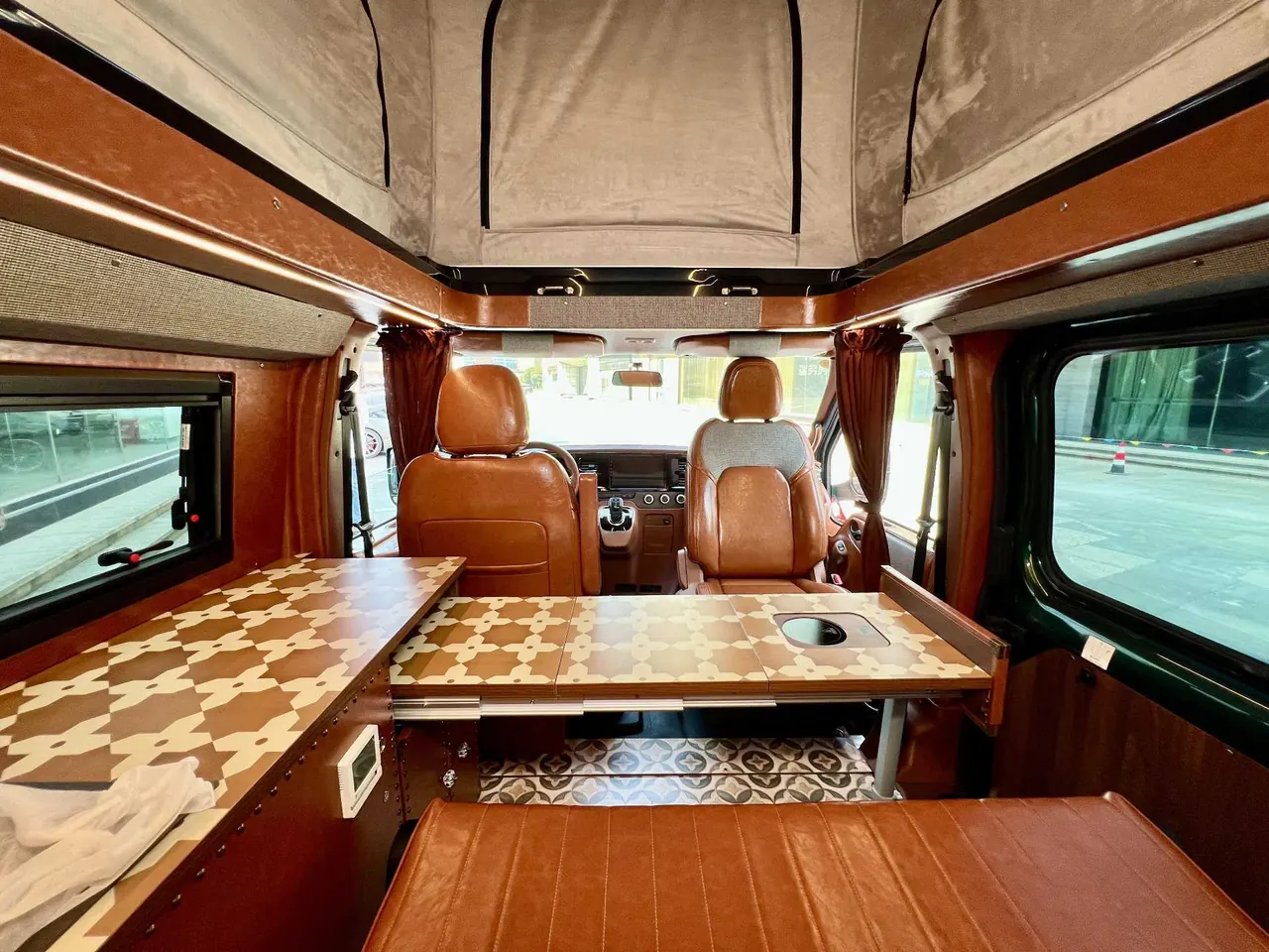 Jun Tian 2025 Watson Will 1917 Camper 2.0T Peak Edition Automatic Gear 6